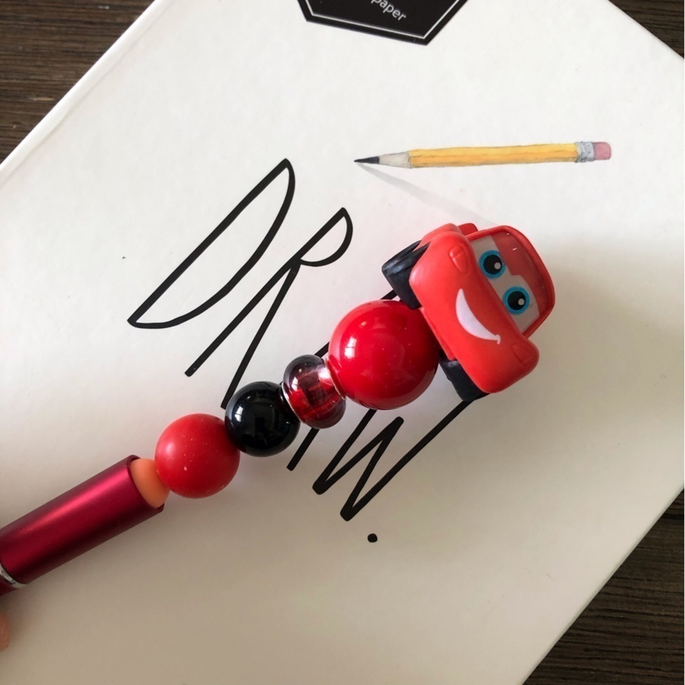 Disney Doorables: Cars: Lighting McQueen handmade beaded pen